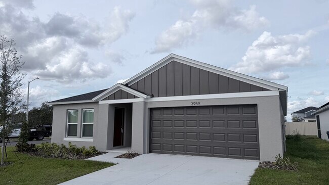 Building Photo - 3959 Altitude Run