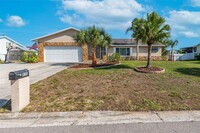 Building Photo - 830 Eagle Ln