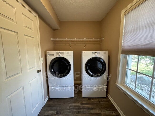 Building Photo - 12927 Cocoplum Ct