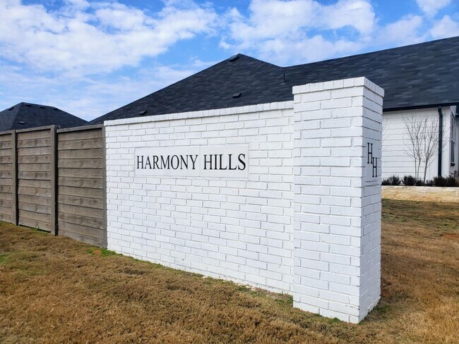 Building Photo - Luxurious 4 BR / 2 BA with THREE-CAR GARAGE - 2314 SF - Harmony Hills, Fredericksburg!