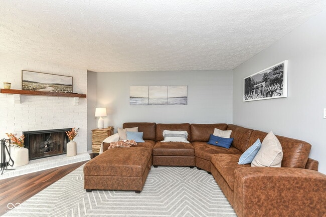 Building Photo - 2502 Chaseway Ct