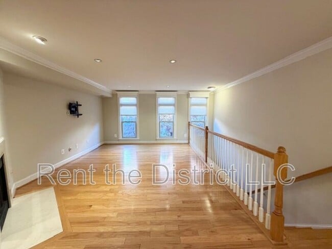 Building Photo - 61 14th St NE