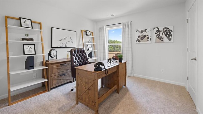 Building Photo - 105 Whitewood Dr