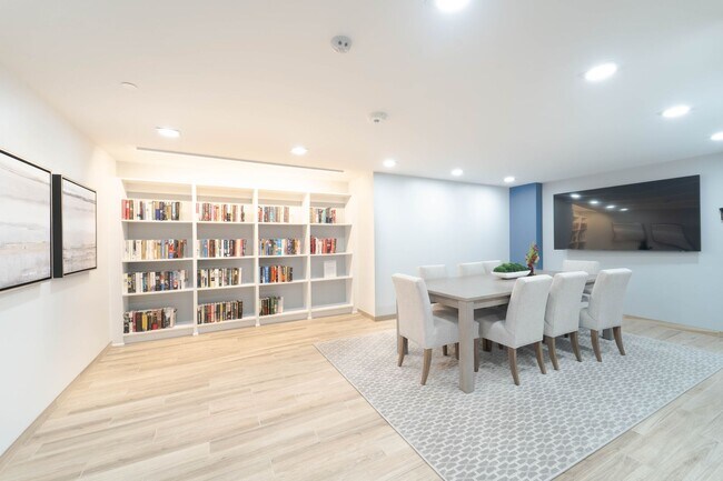 Building Photo - Contemporary 2BR/2BA Corner Condo at The Encore of McLean