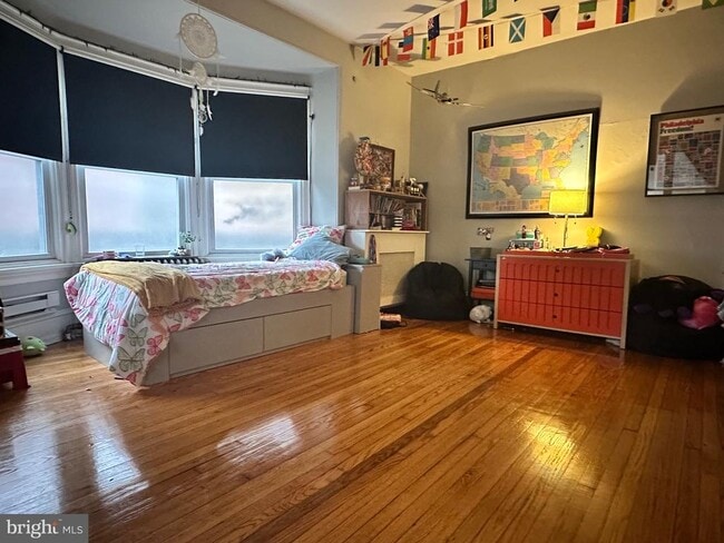 Building Photo - 111 E Gorgas Ln