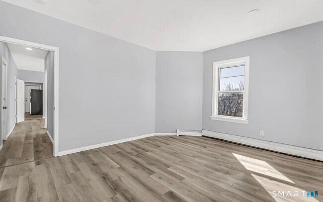Building Photo - 1220 Pembroke St