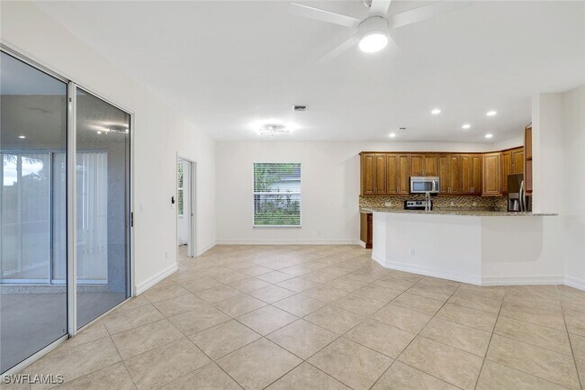 Building Photo - 238 Stanhope Cir