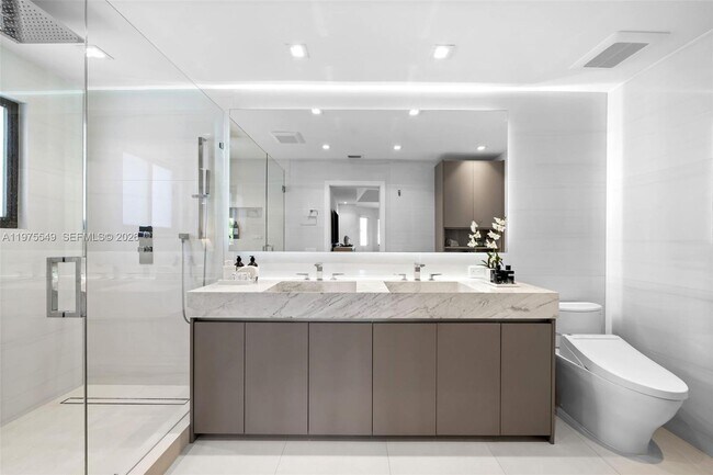 Building Photo - 1077 Golden Cane Dr