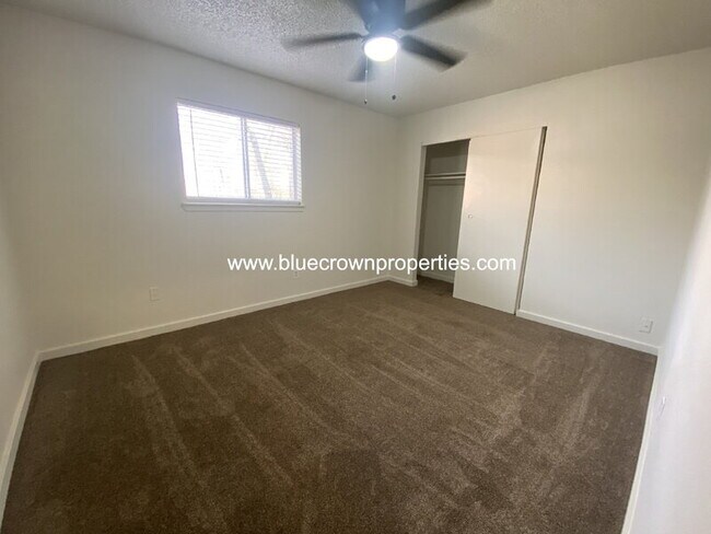 Building Photo - 1119 Suburban St