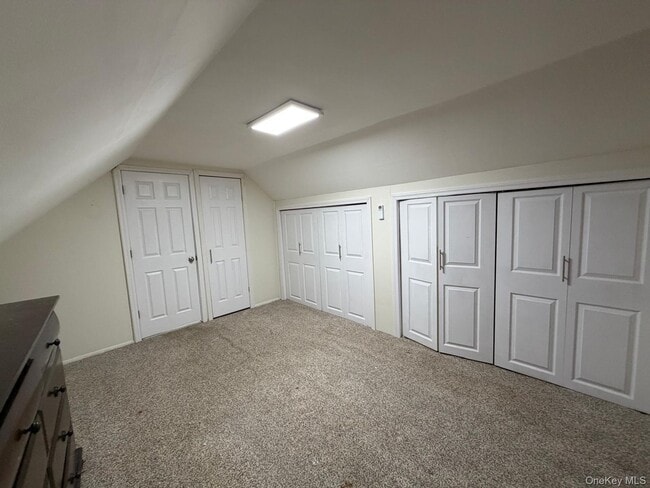 Building Photo - 150 E St