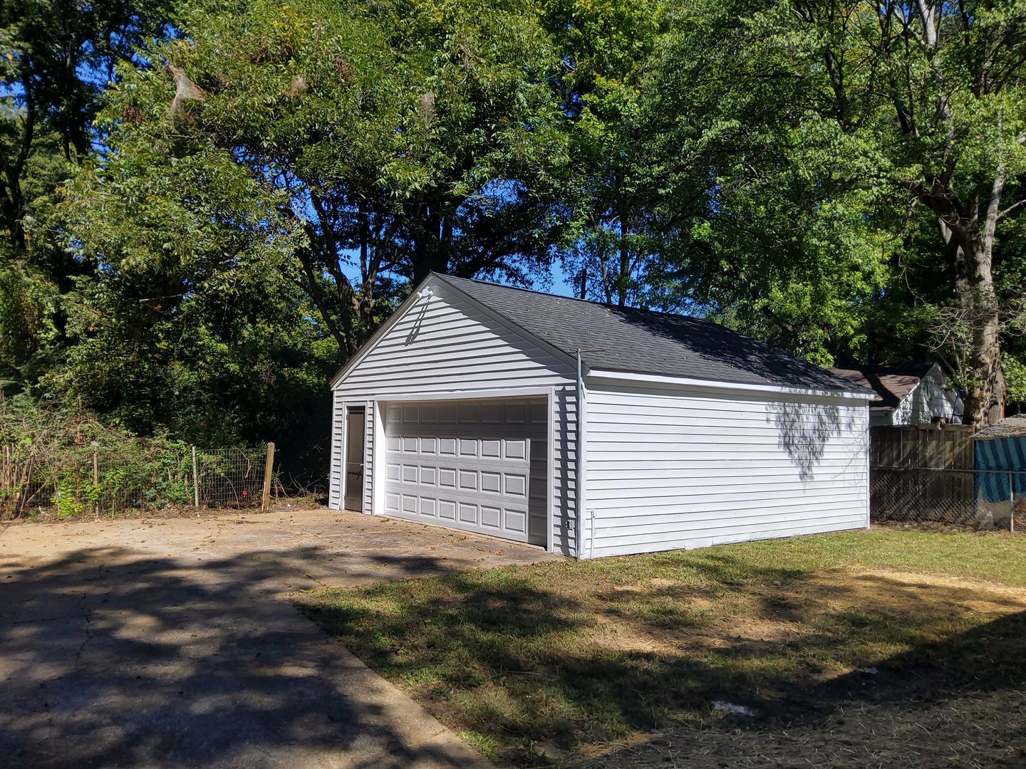 Building Photo - 3620 Sharpe Ave