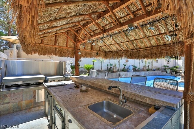 Building Photo - 595 Campus Oaks Ct