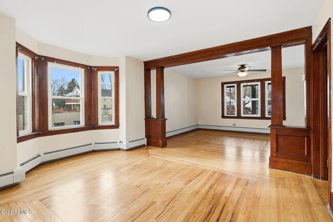 Building Photo - 16 Berkley Ave