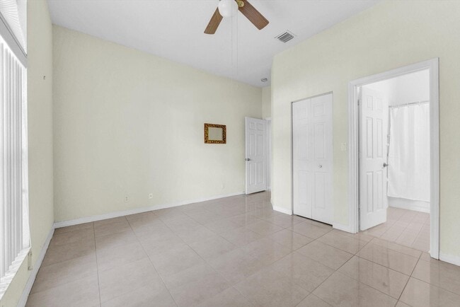 Building Photo - 2531 Coakley Pt