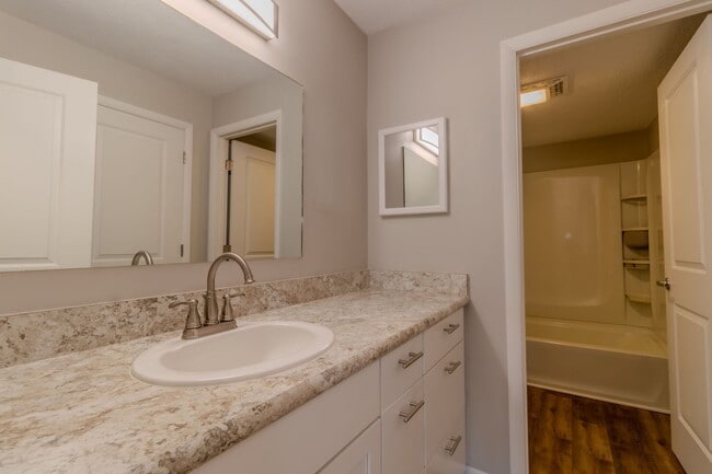 Building Photo - Live Where the City Comes Alive