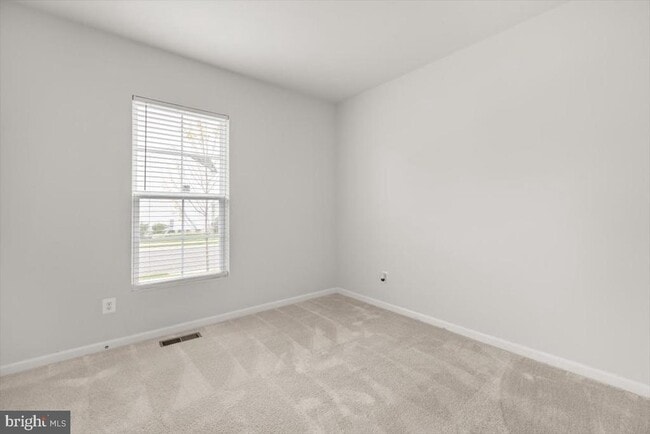 Building Photo - 106 Heyford Dr
