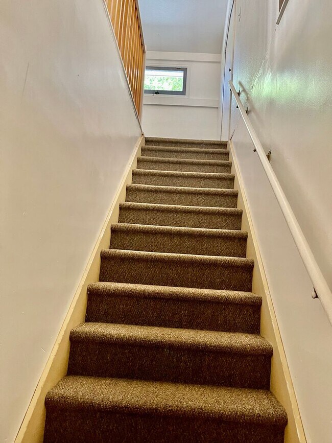 Building Photo - 1861 11th Ave