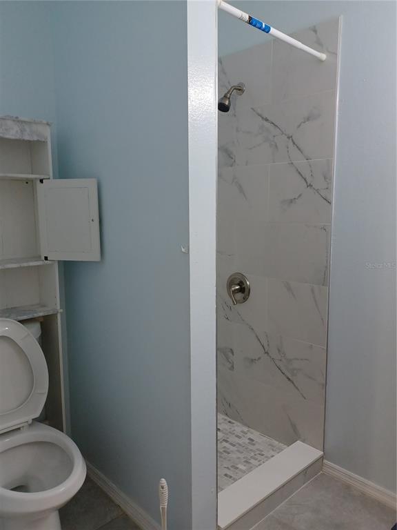 Building Photo - 707 Dromedary Dr