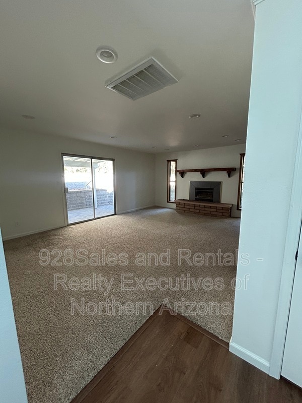 Building Photo - 3341 S Walkup Dr