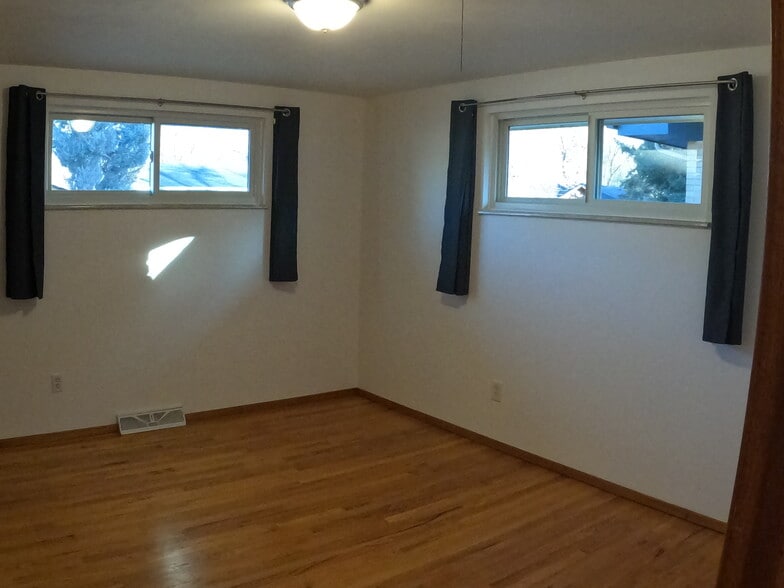 Bedroom 2 - 1127 Frontier Dr