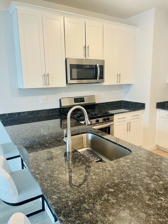 Building Photo - 14962 S Soft Whisper Wy