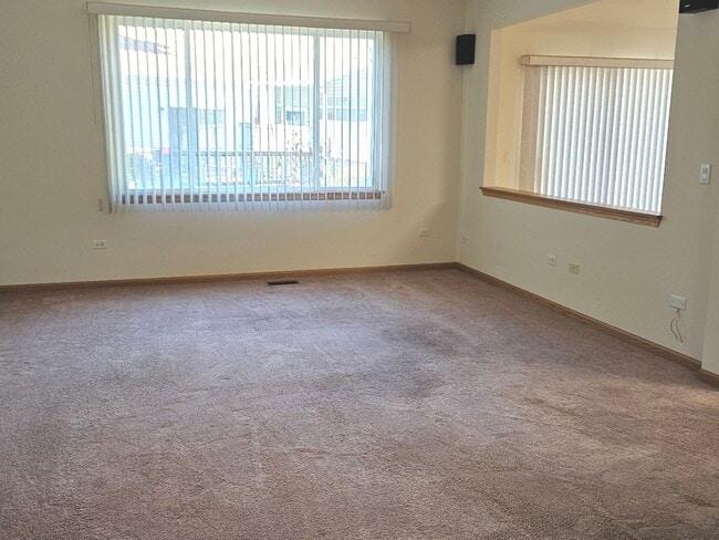 Building Photo - 21357 W Douglas Ln