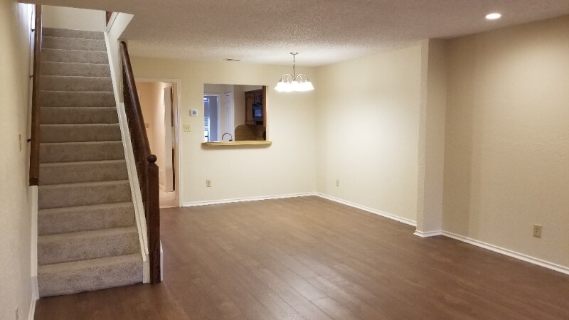 Building Photo - 408-B S Fannin St