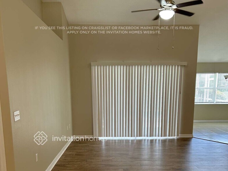 Building Photo - 4514 33rd Ct E