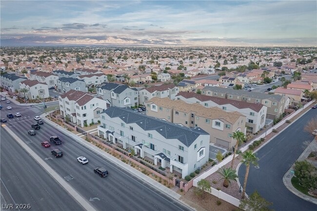 Building Photo - 3541 Grigio St