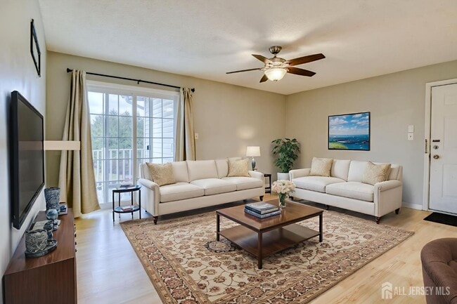 Building Photo - 20 Pembrook Ave