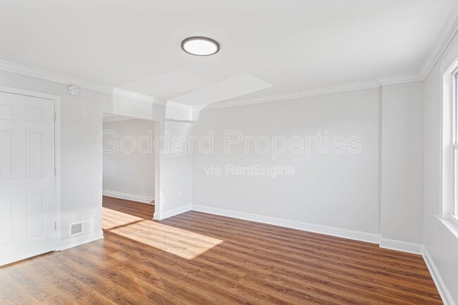 Building Photo - 47 S Hawthorne Rd