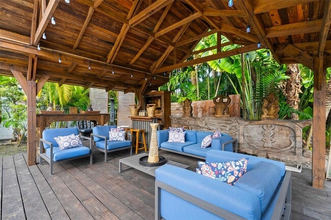 Building Photo - 575 Hibiscus Ln