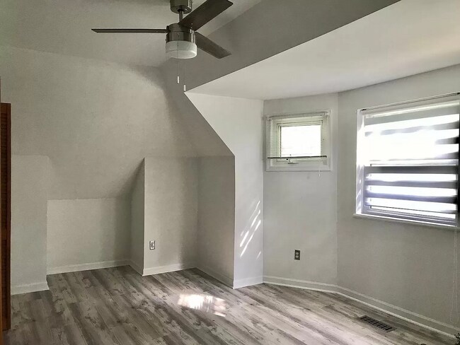 Building Photo - 4529 Arco Ave