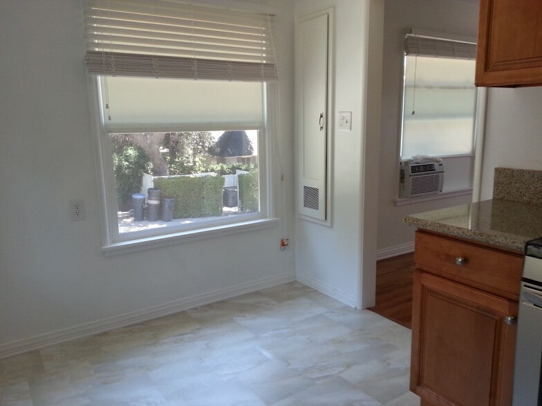 Building Photo - 1331 Verdugo Blvd