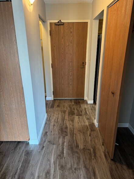 Building Photo - 2601 Kenzie Ter