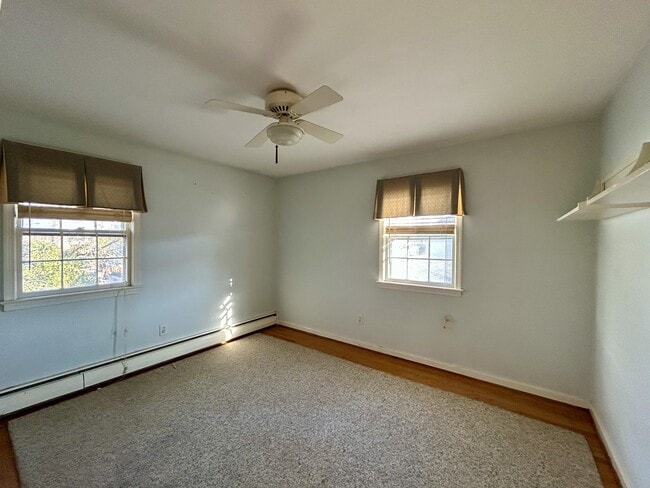 Building Photo - 845 Kennedy Ave