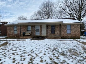 Building Photo - 19 Foxboro Cv