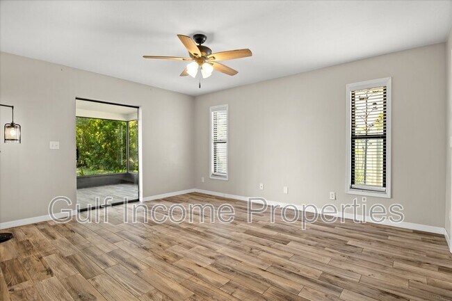 Building Photo - 8307 12th Ave Dr NW