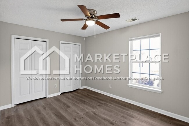 Building Photo - 1008 Rockyknoll Dr