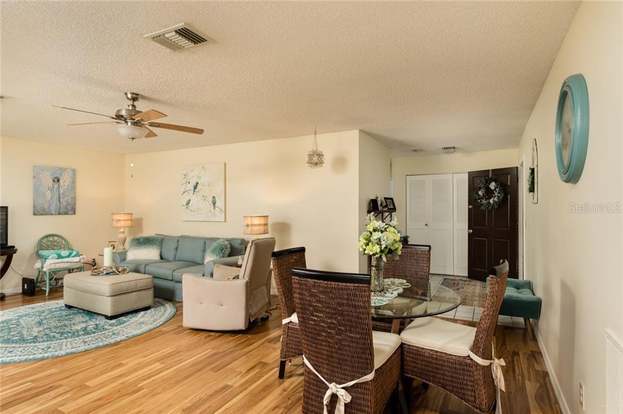 Building Photo - 206 Cedarwood Cir