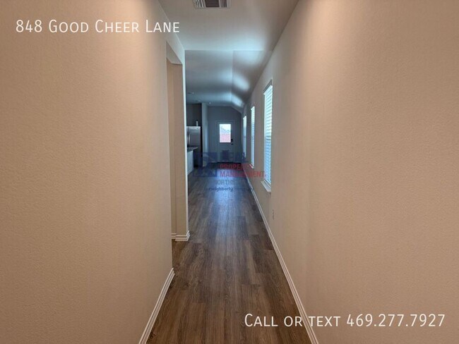 Building Photo - 848 Good Cheer Ln