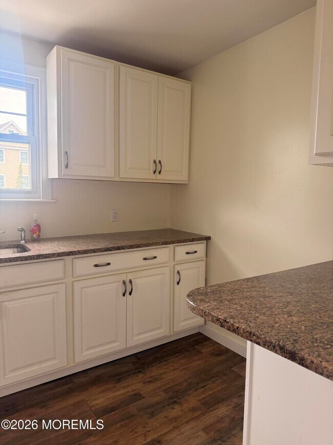 Building Photo - 53 Little Silver Pkwy