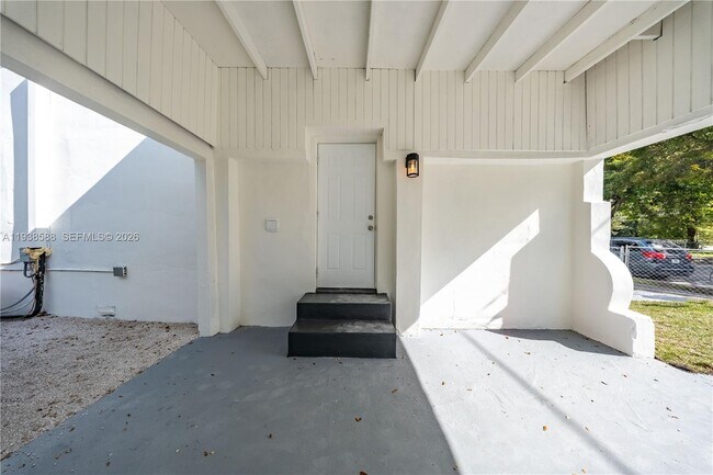 Building Photo - 807 NW 51st St