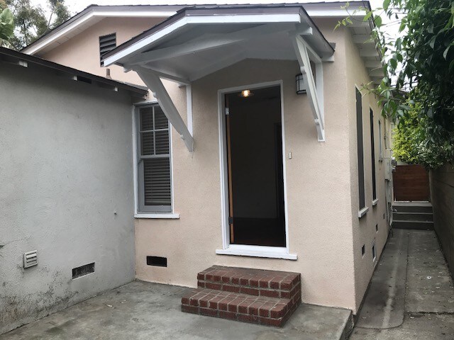 Primary Photo - 2351 Ocean Ave