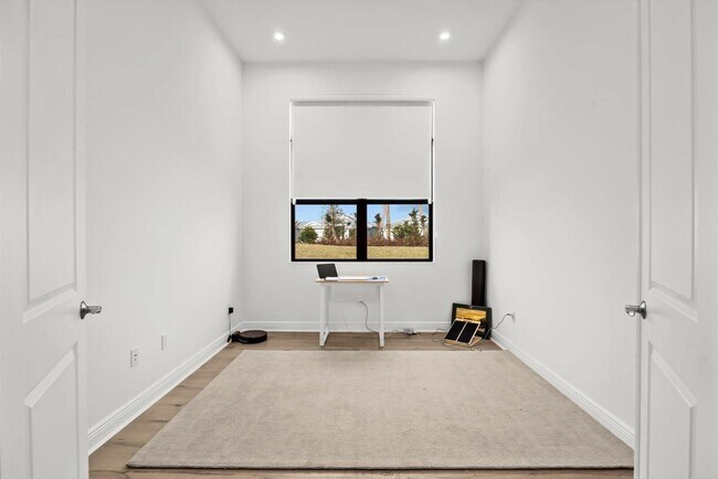 Building Photo - 12882 SW Taranto Wy