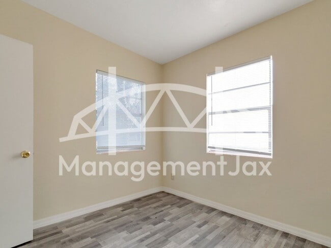 Building Photo - 2604 Van Gundy Rd