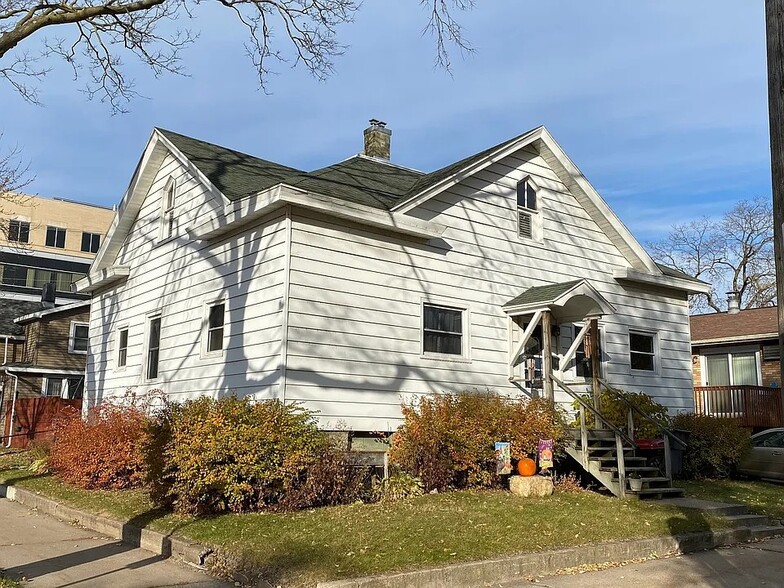 Primary Photo - 821 Redfield St