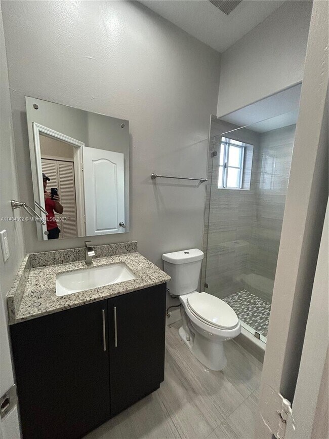 Building Photo - 16124 SW 55th Terrace
