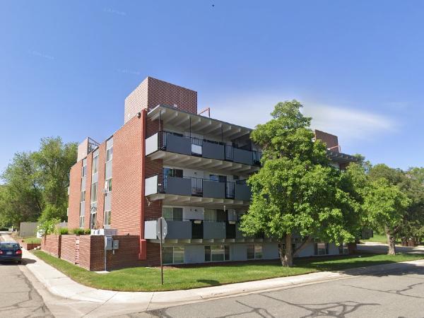 Building Photo - 917 Sunset St