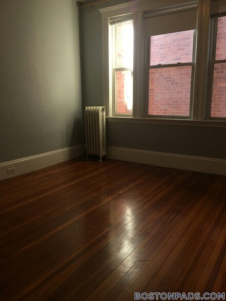 Building Photo - 34 Orkney Rd